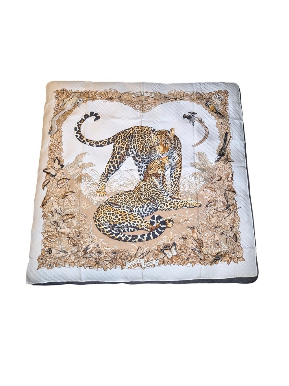Hermes 100% Silk Jungle Love by Robert Dallet 90cm Scarf